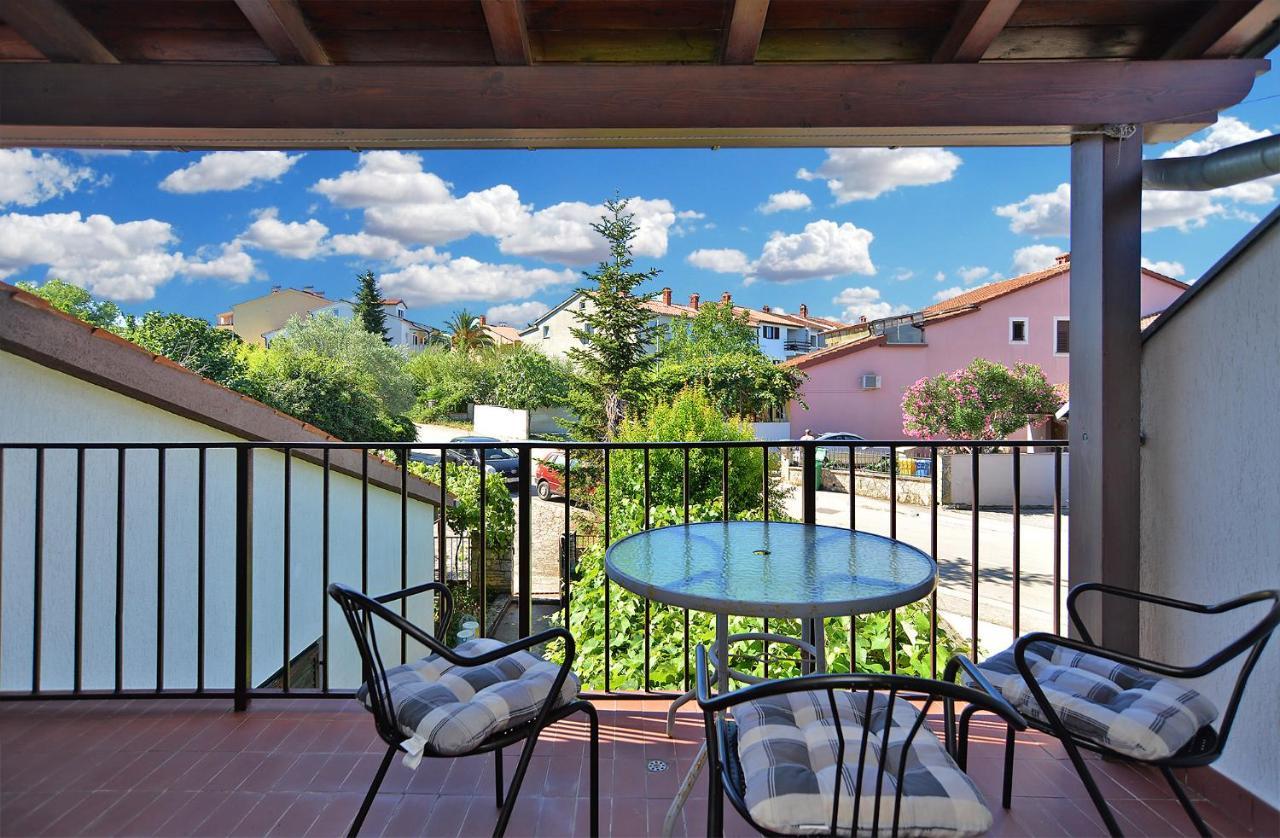 Apartment Vanga 533 プーラ エクステリア 写真